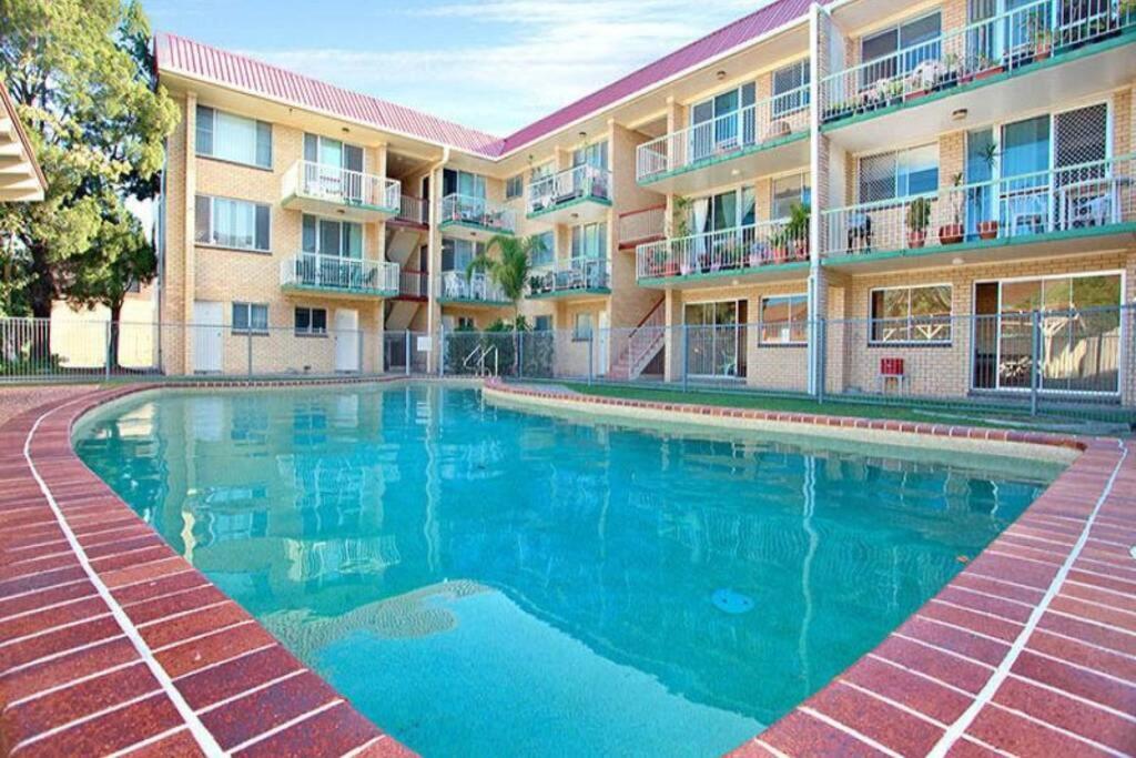 Bribie Island Unit With Pool - Amazing Beaches & Lifestyle! Bongaree Exterior photo