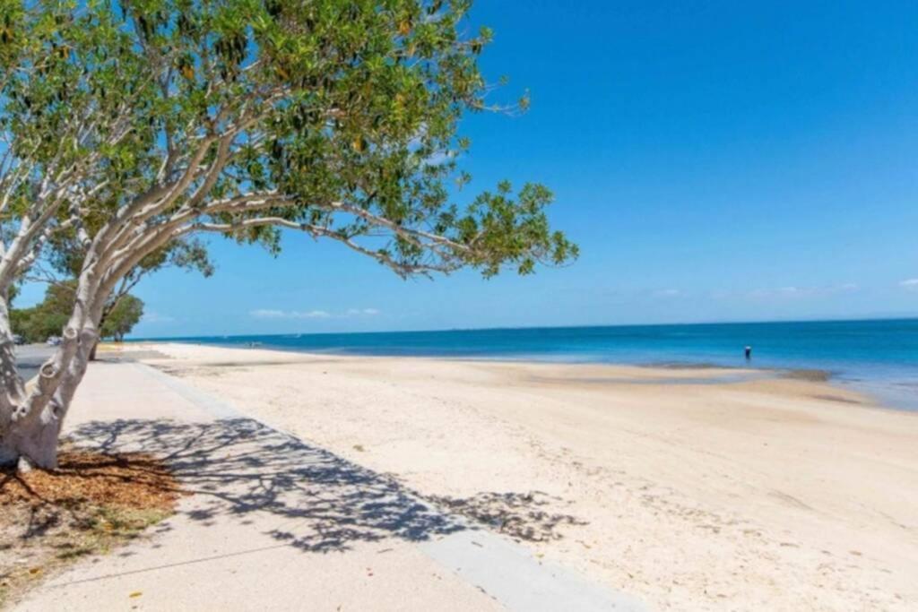 Bribie Island Unit With Pool - Amazing Beaches & Lifestyle! Bongaree Exterior photo